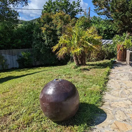 Belle Maison Basque Avec Grande Piscine Chauffee Villa *