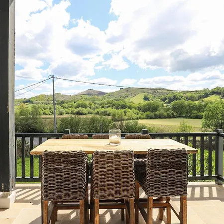 Belle Maison Basque Avec Grande Piscine Chauffee