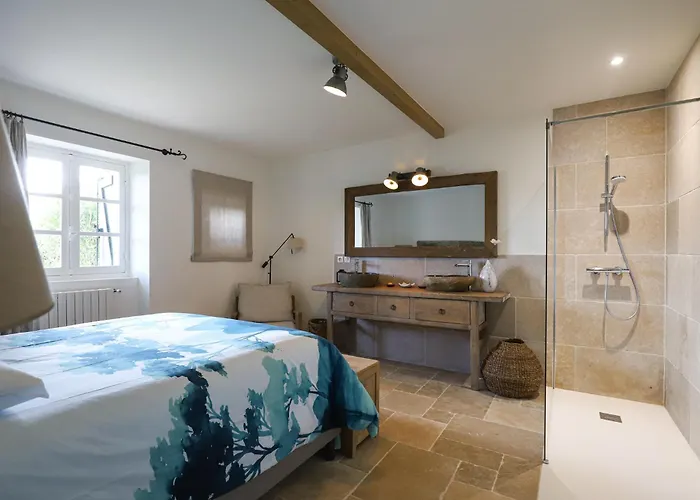 Belle Maison Basque Avec Grande Piscine Chauffee