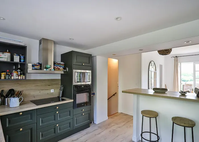 Villa Belle Maison Basque Avec Grande Piscine Chauffee Saint-Pee-sur-Nivelle