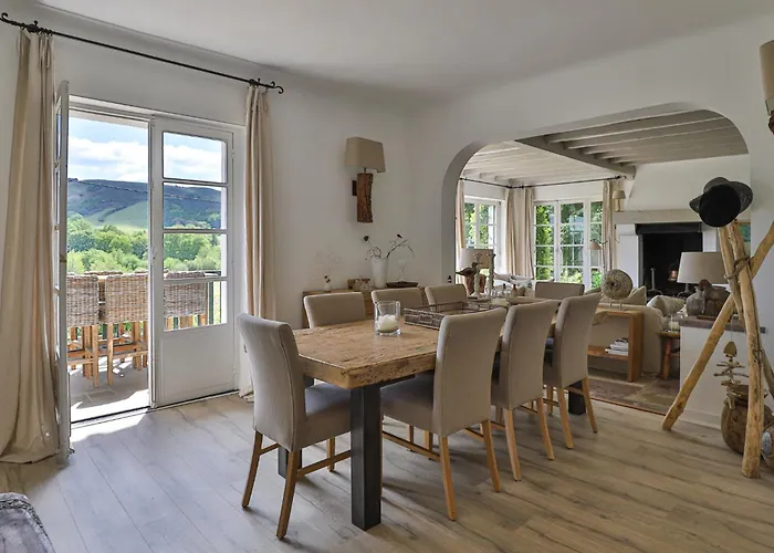 Belle Maison Basque Avec Grande Piscine Chauffee