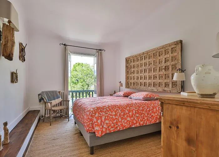 Villa Belle Maison Basque Avec Grande Piscine Chauffee Saint-Pee-sur-Nivelle